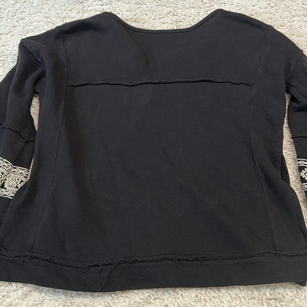 FREE PEOPLE S Santa Maria Embroidery Wide Sleeve black and cream blouse - Picture 9 of 10